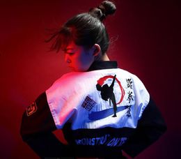 3 kleuren Mode Korea stijl Geborduurde Taekwondo dobok TKD Taekwondo Uniform volwassen mannen vrouwen Karate kleding dragen taekwondo sui9582921