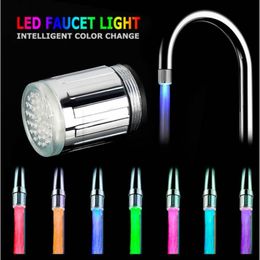 3 colores Led grifo aireador luz Led Sensor de temperatura grifo aireador suave burbuja luz grifo boquilla Aerator341D