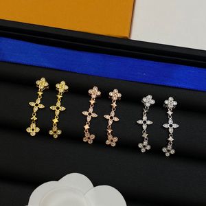 3 kleuren luxe merk oorbellen kleine bloem volledige diamanten messing oorbel voor vrouwen dame feestcadeau