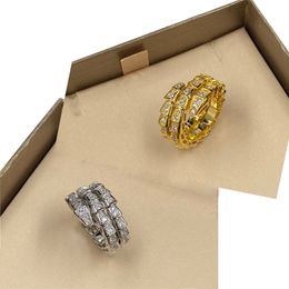 3 kleur anillos serpentii ring wrapp Ring groothandel ring geometrie touw ring 18K rose vergulde ringen valentijnsdag luxe ring met steen anellos set geschenken