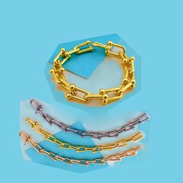 3 couleurs bracelets lettre U bracelets de chaîne bracelet alphabet bracelet U plaqué or 18 carats bijoux en acier inoxydable bracelet en argent bracelet exquis ensemble de bijoux cadeau