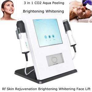 3 en 1 Co2 Aqua Peeling Terapia de exfoliación con oxígeno Tecnología de nanoburbujas Rf Rejuvenecimiento de la piel Iluminador Blanqueamiento facial