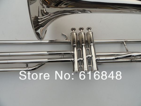 3 clés Tenor Trombone 85 Alliage Tube en cuivre Silver Placant Surface Instrument de musique Trombone pour l'étudiant avec le cas