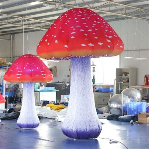 Modèle de plante de jeux en plein air gonflable de 3 m 10 pieds de haut, impression de champignons colorés, décor oxford avec éclairage Led pour la décoration d'événements