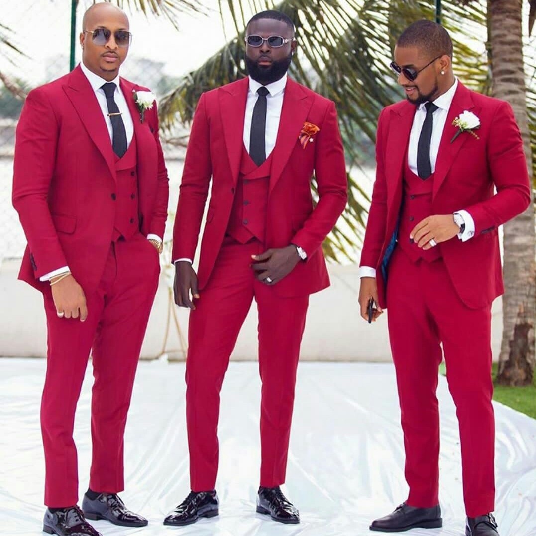 3 PCS Red Mens Suits Wedding Tuxedos 2020 Peaked Lapel Tecutize Groomsmen Suit Top They