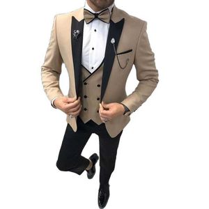 3 stuk beige bruiloft smoking voor groomsmen slanke pasvorm klassieke mannen pakken met dubbele breasted vest Mannelijke mode jas broek x0909