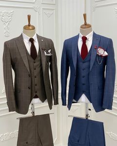 Traje de 3 piezas para hombre guapo, esmoquin de boda a cuadros a la moda, abrigo + pantalón + chaleco para hombre, ropa de novio ajustada