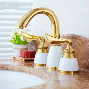 3 pièces Set Bathtub Robinet Deck Mounted Gold Luxury Luxury Bathroom Bassker 3 trous répandu de robinet de bain