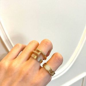 3 lignes Full Diamond Love Ring Fashion Women Anchages de mariage qualité 316L