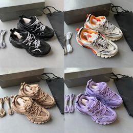 3 piste Runners 3.0 Tracks Mens Women Trainers LED LED Sneaker Runner Shoe Leather Nylon imprimé Triple S Sneakers Designer Black White Chaussures décontractées 46684 S .0 S S