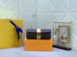 3 boîtier de montre sac de créateur sac de couverture pour hommes horloge accessoires de voyage garniture en toile et cuir mini mode classique étui de maquillage pour femmes en gros M47530