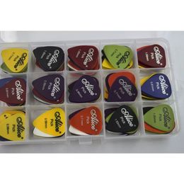 30/50 PCS ABS resina Frosted Guitar Plectrums Música acústica Picks Paddle Paddle Múltiplo en caja en caja