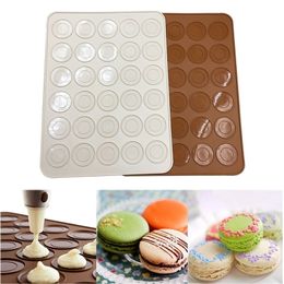 30 Bakken Silicone Macaroon Tray Non Stick Mold Holtities Macaron plaatmat Baking Pastry Tools Bakeware Kitchen Bar Tools Home 220517
