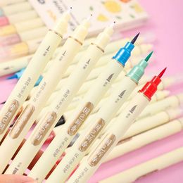 30 couleurs des stylos de marqueur à double pointe, des stylos de pinceau Fineliner et Aquare