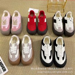 30% de réduction Chaussures de sport 2024 Bai Jingtings Same GB Couple Fluffy pour hommes et femmes Unique Semelle épaisse Grosse tête Laid Mignon Planche à pain Chaussures Formation morale