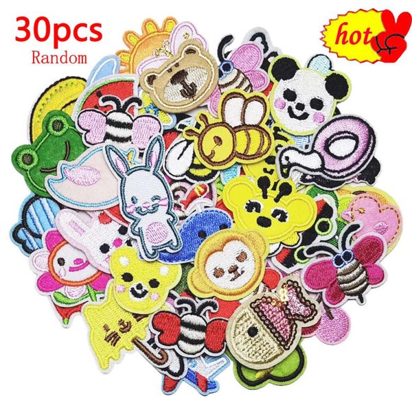 30 pièces patchs mignons pour vêtements à repasser sur enfants bébés garçons filles animaux Anime aléatoire coudre Lot en vrac petit paquet brodé Parches