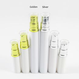 30 x 5 ml 10 ml 15 ml nieuwe aankomst draagbare reizen navulbare lotion spuitfles sliver gouden cap plastic airless fles flacon