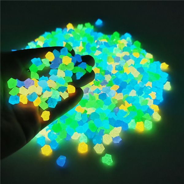 300 500pcs décoration de jardin pierres lumineuses brillent dans le noir extérieur cour pelouse chemin décor fish tank aquarium cailloux roches 1000 220721