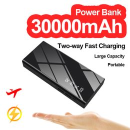 30000 mAh draagbare snellaad Power Bank Triple USB digitale display externe batterij met zaklamp voor iPhone Xiaomi Android
