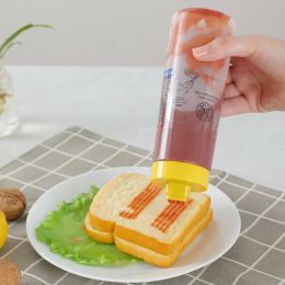 300 ml 4-holes sausfles veilige hars voor ketchup mayonaise plastic kruiden flesje olie crut met deksel knijpsaus fles