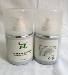 300 ml par bouteille Gel de crème à carbone laser molle pour ND YAG Laser Black Doll Care Traitement de rajeunissement