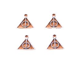 300pcs Antique Silver plaqué Deathly Hallows Charms Pendants pour le bracelet européen Bijoux de bricolage fait à la main 1312mm6153360