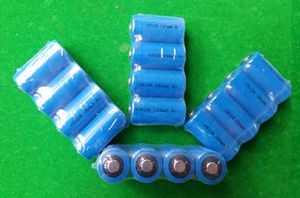 300 pcs/lot CR123A CR17345 CR123 DL123A EL123A pour caméra lampes de poche Torches 3v batterie au Lithium 1500mAh