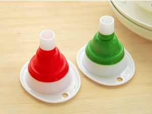 100 pièces/lot, livraison rapide, nouvel outil de cuisine en Silicone, Style pliable, Mini entonnoir Portable pliable, couleur aléatoire