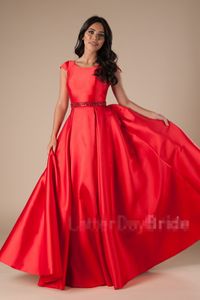 Nya långa röda A-line blygsamma pom-klänningar med ärmfickor Satin Enkel eleganta tonåringar Girls Formal Prom Party Downs Custom Made F320V
