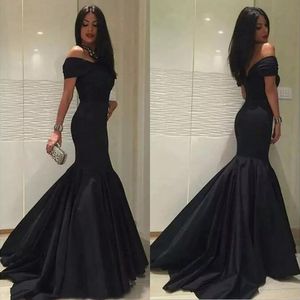 Classico 2017 Black Satin Off Shoulder Mermaid Abiti da sera economici Abiti lunghi da cerimonia Party Evening Custom Made China EN110910