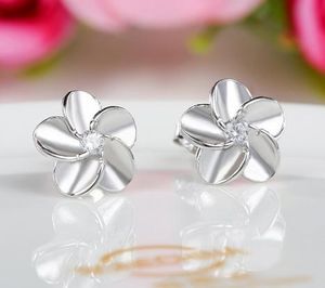 925 Sterling Silver Stud Kolczyki Biżuteria Little WinterSweet Plum Blossom Cyrkon Diament Kryształ Kolczyk Dla Kobiet Dziewczyn