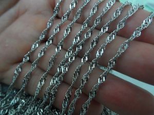 Dagliga erbjudanden i Bulk 5 Meter / Lot Silver Rostfritt Stål Charmig Twisted Link Kedja DIY Smycken Hitta / Märkning Kvinnor 3,5mm bred