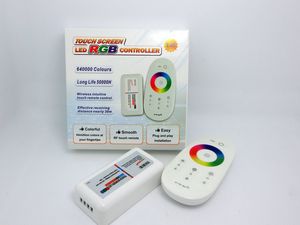 RGB LED Kontrol Cihazı DC12-24A 18A RGB LED Kontrolör 2.4G Dokunmatik Ekran RF Uzaktan Kumanda LED Şerit Ampul Downlight Için