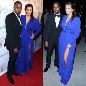 Kim Kardashian 2016 Sexy Deep Vネックセレブドレスロイヤルブルーサイドスリットレッドカーペットイブニングガウンパーティードレス長袖vestido Longo