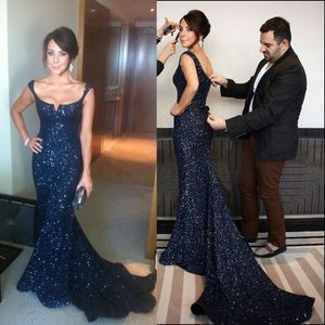 Sparkling Fitted Navy Blue Evening Dresses Mermaid Sequined Prom Gown Red Carpet Fashion Celebrity Party Dresses Sweep Train Scoop Neck