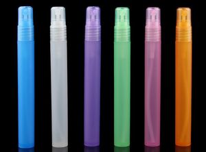100 adet Seyahat Taşınabilir Parfüm Şişesi Sprey Şişeleri Boş Kozmetik Kapları 15 ml Parfüm Boş Atomizer Plastik Kalem