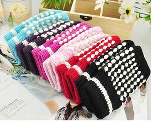 Winter High quality woman and man wool Fingerless Gloves Computer typing gloves Pineapple magic gloves Pineapple half gloves dot 6colors