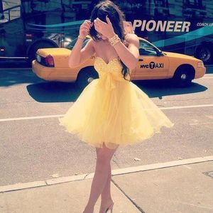 Yellow Short Party Dresses With Sweetheart A Line Back Lace Up Beading Tiered Ruffles Organza Homecoming Dresses Party Gown