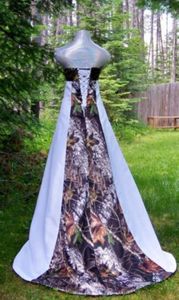 Orman Kıyafeti toptan satış-Beyaz Kamuflaj Camo Düğün Elbisesi Askısız Dantelli Sırt Dağması Orman Şapel Tren Benzersiz Mütevazi Gelin Elbiseleri ile Gerçek Boyut