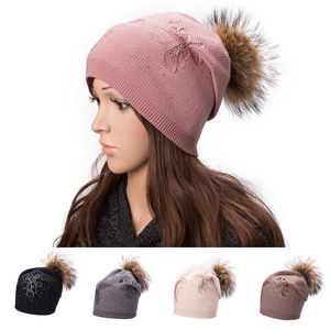 Unisex kvinnors fjäril strass pom pom kashmir ull beanie skalle skid vinter varm hatt virkning a480