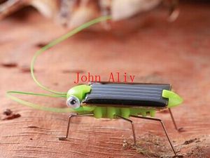 Wholesale Popular Solar Power Toy Energy Crazy Grasshopper Cricket Kit christmas gift Toy Great toy or kids Creative toy Free Shipping