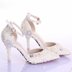 Crystal Beaded Bridal Shoes Pearl Pure Färg Pekade Toe Bridal Heels Walking Comfortable High Heel Prom Sko