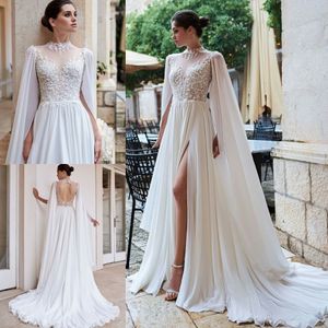 Elegant Lace Beaded Backless Bröllopsklänningar med långa ärmar Höghalssida Split Bridal Gowns Sweep Train Chiffon Robe de Mariée