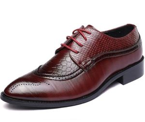 Luxury Designer Leather Brogue Mens Flats Shoes Casual British Style Men Oxfords Fashion Dress Shoes For Men Big Size x76
