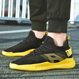 С коробкой 2022 беговые ботинки G.n.shijia Мода Высочайшее качество Летающие ткачество Резиновая пена нижняя желтая белая 49 женщин мужчины спорт