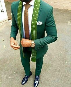 Мода Green Groom TuxedoS Notch Отворотный жениха Свадебные смокинги Отличные Мужчины Официальные Blazer Prom Куртка Костюм (Куртка + Брюки + галстук) 1265