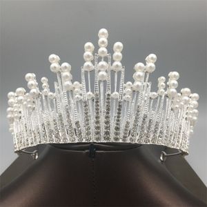 Księżniczka Perły Ślubne Headpieces Bridal Tiara Rhinestone Głowy Kawałki Kryształowe Ślubne Opaski Akcesoria Do Włosów Wieczór Party Bride Sukienki