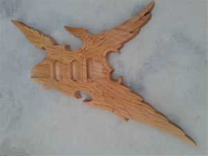 CNC completo Cinzelando o corpo original da guitarra do corpo com a forma das asas do anjo, pode ser personalizado como seu pedido