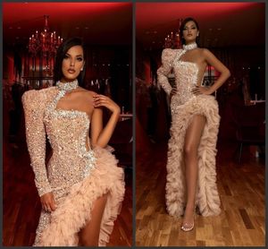 Mellanöstern Prom Klänningar High Neck One Shoulder Beads Sequins Ruffles Sexig High Split Sheath Afton Dress Dubai Arabic Robe de Soiree