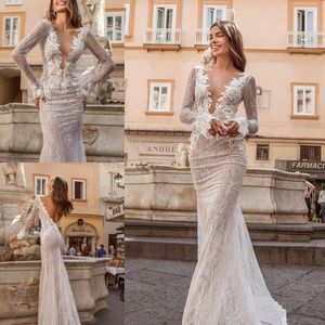 2020 BERTA Syrenki Suknie ślubne Bateau Neck Appliqued Cekiny Długie Rękawy Suknia Bridal Backless Bow Ruffle Sweep Pociąg Vestidos de Novia